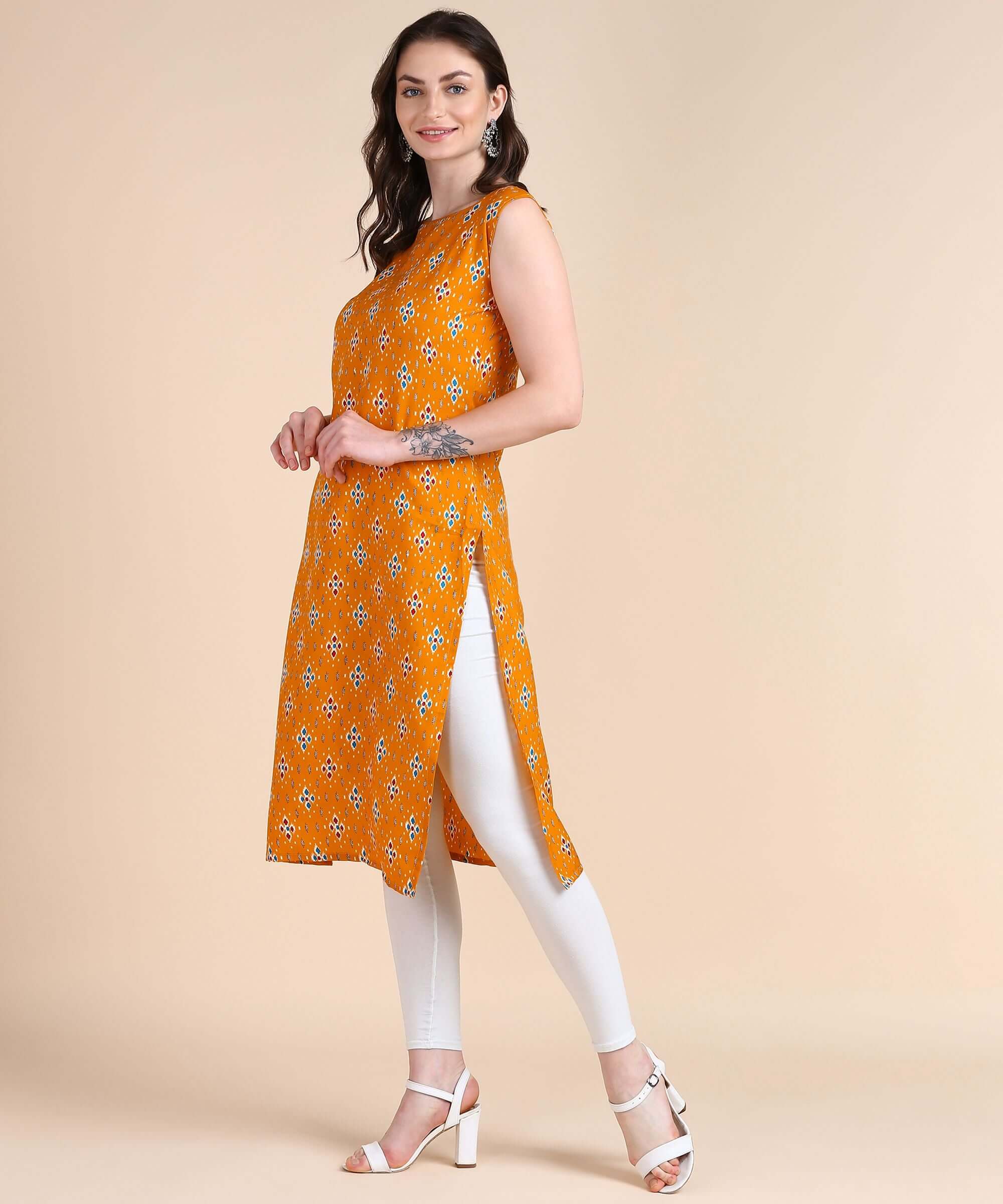 Women's Sleeveless Boat Neck Solid Casual Fancy Long Kurtis